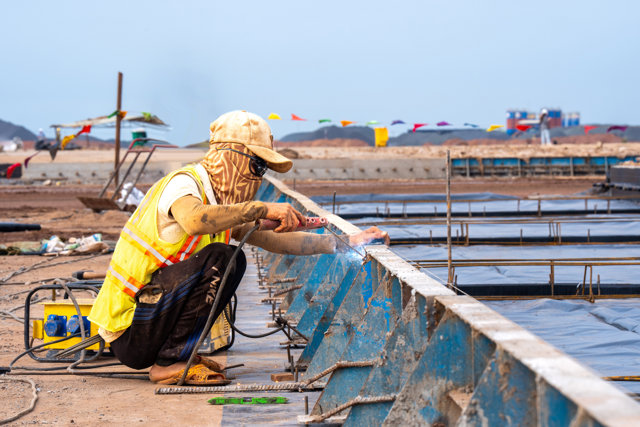 Đại công trường Sân bay Long Thành hối hả ngày giáp Tết - Ảnh 3