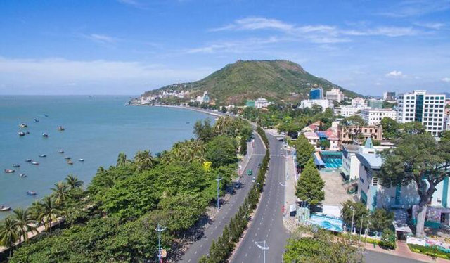 B&igrave;nh Định đẩy mạnh n&acirc;ng cấp hạ tầng, th&uacute;c đẩy ph&aacute;t triển du lịch v&agrave; kinh tế. &nbsp;