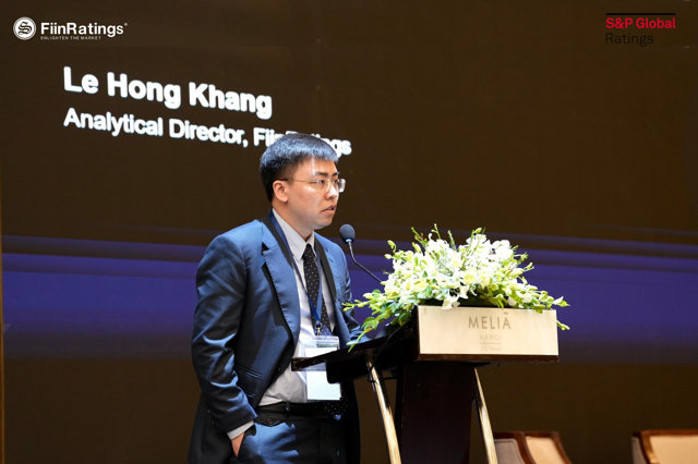 Theo&nbsp;&ocirc;ng L&ecirc; Hồng Khang, Gi&aacute;m đốc Ph&acirc;n t&iacute;ch FiinRatings, việc ph&acirc;n bổ t&iacute;n dụng c&ograve;n nhiều bất cập.