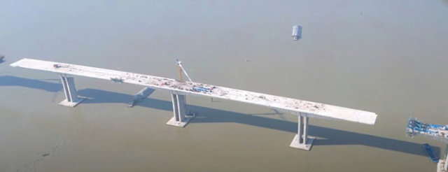 S&aacute;ng 3.2, Ban Quản l&yacute; dự &aacute;n Mỹ Thuận ph&aacute;t động phong tr&agrave;o thi đua "60 ng&agrave;y đ&ecirc;m" nhằm đẩy nhanh tiến độ th&ocirc;ng xe kỹ thuật cho dự &aacute;n th&agrave;nh phần 1A, đoạn T&acirc;n Vạn - Nhơn Trạch, thuộc giai đoạn 1 dự &aacute;n V&agrave;nh đai 3 Tp.HCM.