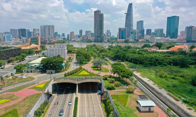 Năm 2025, tổng vốn đầu tư c&ocirc;ng d&agrave;nh cho giao th&ocirc;ng tại TP. HCM l&ecirc;n tới 36.433 tỷ đồng, chiếm 43% tổng vốn đầu tư c&ocirc;ng của th&agrave;nh phố (ảnh minh họa) &nbsp;