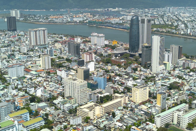 C&ocirc;ng tr&igrave;nh hầm vượt s&ocirc;ng H&agrave;n c&oacute; chiều khoảng 1,67km, điểm đầu kết nối với đường Đống Đa (quận Hải Ch&acirc;u), điểm cuối kết nối với đường V&acirc;n Đồn (quận Sơn Tr&agrave;).