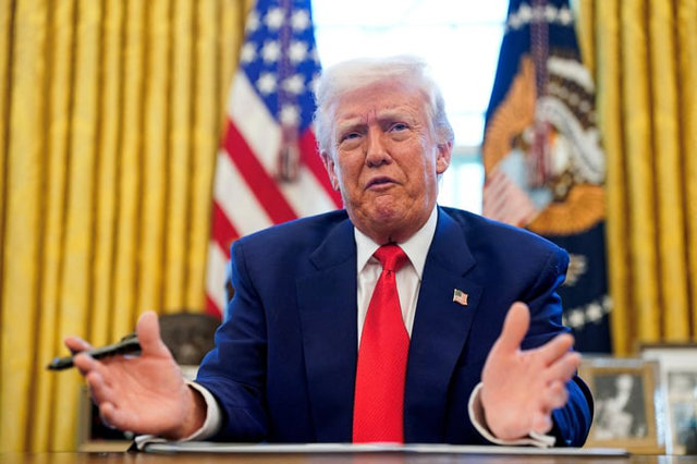 Ông Trump ra tín hiệu giảm thuế với Trung Quốc - Ảnh 1