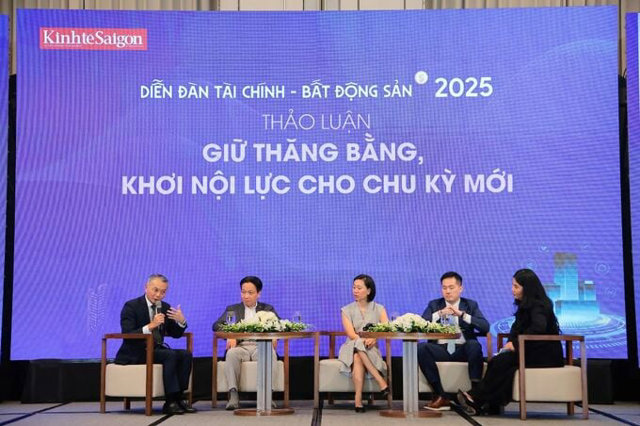 Diễn đ&agrave;n T&agrave;i ch&iacute;nh - Bất động sản 2025 do Tạp ch&iacute; Kinh tế S&agrave;i G&ograve;n tổ chức ng&agrave;y 8/5/2025. Ảnh: BTC