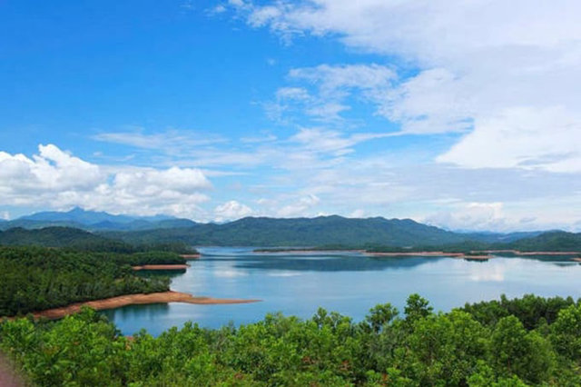 Hồ Ph&uacute; Ninh tại huyện Ph&uacute; Ninh - Quảng Nam