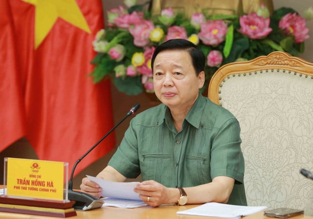 Ph&oacute; Thủ tướng cho biết, hiện nay thị trường bất động sản vẫn c&ograve;n nhiều dấu hiệu bất ổn, vướng mắc k&eacute;o d&agrave;i.
