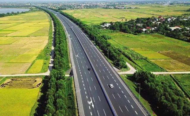 Quốc hội xem x&eacute;t 2 dự &aacute;n cao tốc Quy Nhơn - Pleiku, Bi&ecirc;n H&ograve;a - Vũng T&agrave;u.