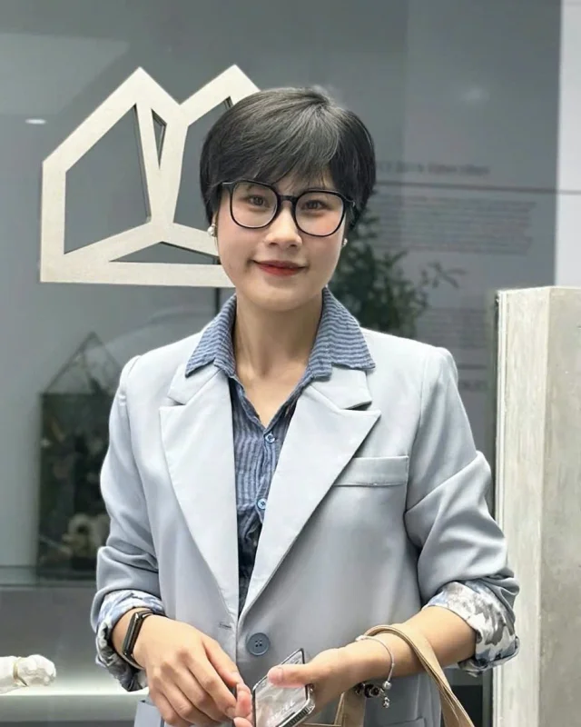 Chuy&ecirc;n gia bảo hiểm Khuất Quỳnh H&agrave;