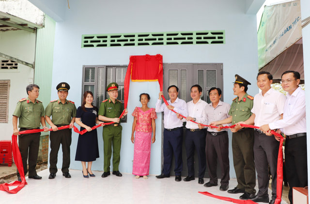 T&T Group và SHB bàn giao 700 căn nhà tình nghĩa cho người dân tỉnh Bạc Liêu - Ảnh 3