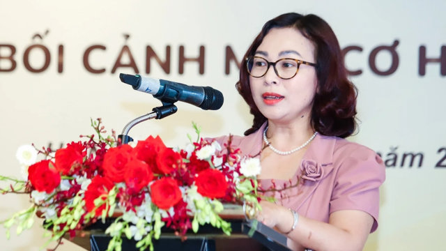 B&agrave; Tống Thị Hạnh, Cục trưởng Cục Quản l&yacute; nh&agrave; v&agrave; thị trường bất động sản (Bộ X&acirc;y dựng).
