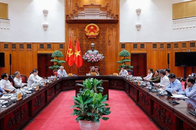 Quang cảnh cuộc họp.