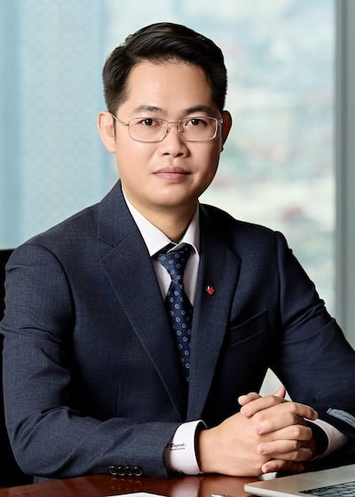 &Ocirc;ng Trần Ho&agrave;ng Sơn, Gi&aacute;m đốc Chiến lược thị trường C&ocirc;ng ty Chứng kho&aacute;n VPBank (VPBankS)