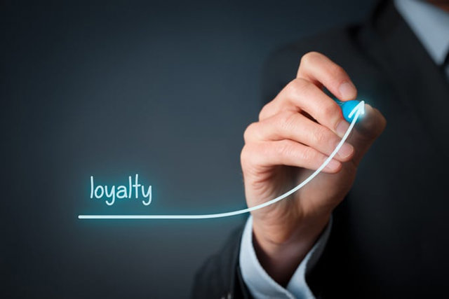 Tr&ecirc;n thị trường, hai doanh nghiệp ti&ecirc;n phong trong lĩnh vực loyalty l&agrave; Popplife v&agrave; Mpoint.