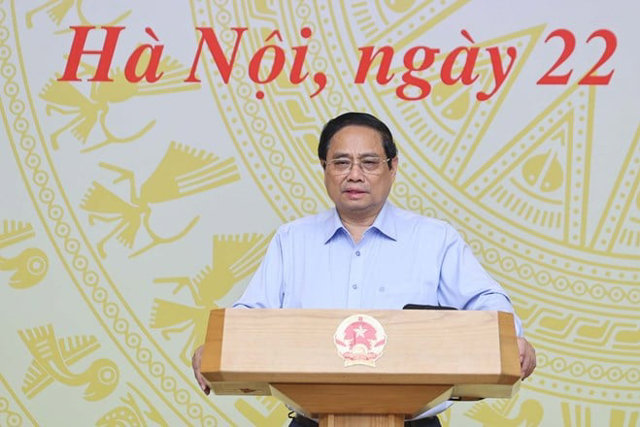 Thủ tướng Ch&iacute;nh phủ Phạm Minh Ch&iacute;nh y&ecirc;u cầu th&ocirc;ng tuyến cao tốc từ Cao Bằng tới C&agrave; Mau trong năm 2025. Ảnh: VGP/Nhật Bắc
