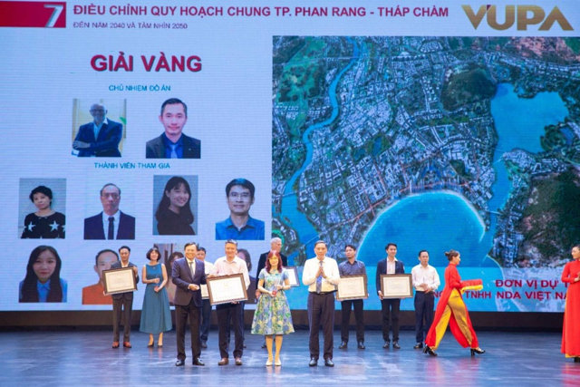BTC trao c&aacute;c giải V&agrave;ng tại VUPA 2024