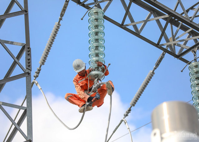 'Sale' tới 96% vẫn 'ế', VNECO4 'vỡ' kế hoạch tăng vốn - Ảnh 1