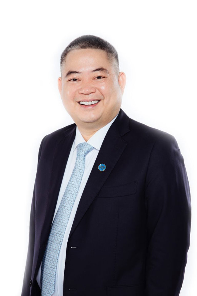 Ch&acirc;n dung &ocirc;ng Nguyễn Văn Thiện