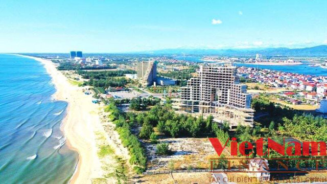 Được chấp thuận từ năm 2016 nhưng suốt gần một thập kỷ quả dự &aacute;n&nbsp;Kh&aacute;ch sạn 5 sao Pullman Quảng B&igrave;nh vẫn chưa thể ho&agrave;n th&agrave;nh đưa v&agrave;o hoạt động.