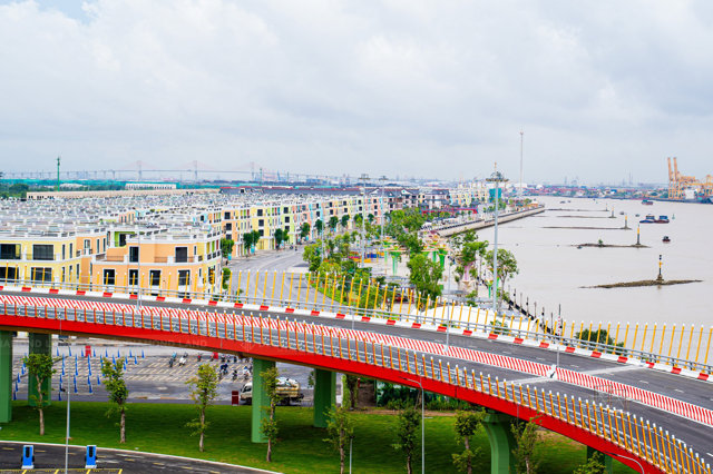 Cận cảnh cây cầu 2.300 tỷ nối đảo Hoàng Gia của Vingoup - Ảnh 11