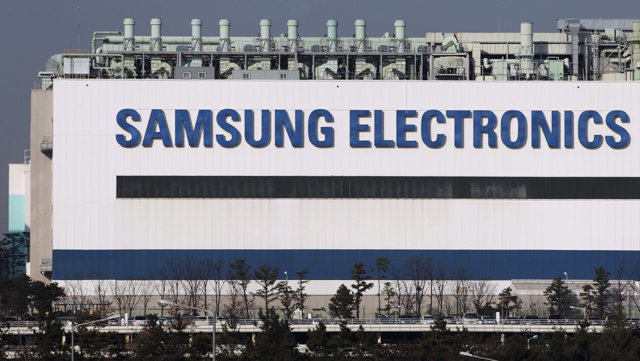 Samsung 'đắp chiếu' nhà máy 25 tỷ USD vì thiếu khách hàng - Ảnh 1