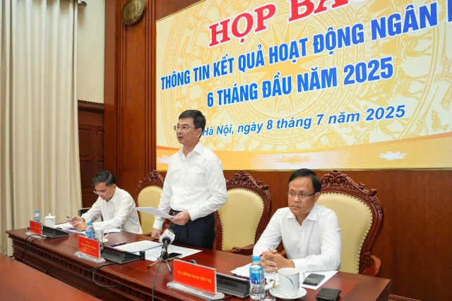 Ph&oacute; Thống đốc Phạm Thanh H&agrave;&nbsp;cho biết, t&iacute;nh đến ng&agrave;y 30/6, t&iacute;n dụng to&agrave;n nền kinh tế đạt tr&ecirc;n 17,2 triệu tỷ đồng.