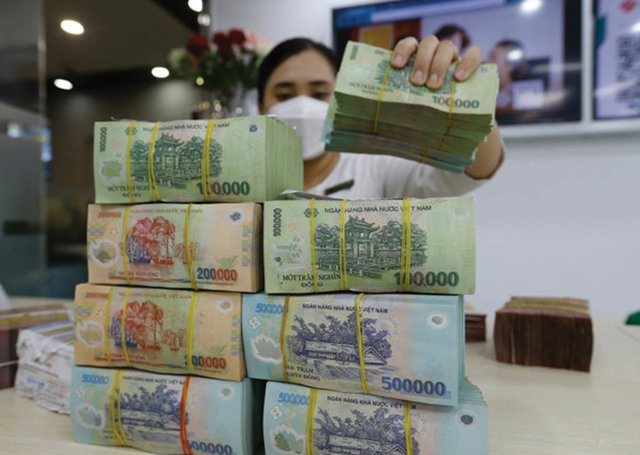Ngân hàng ồ ạt phát hành cổ phiếu: Chứng khoán lên đỉnh, cổ đông hưởng lợi? - Ảnh 2