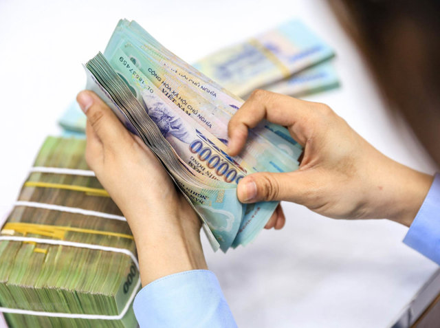 Tín dụng tăng cao, kiểm soát rủi ro khi hàng triệu tỷ bơm ra thị trường - Ảnh 2
