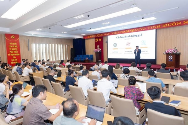 Hội thảo ldquo;Xaacute;c thực truy xuất nguồn gốc ndash; Động lực phaacute;t triển bền vững của Kinh tế số Việt Namrdquo;
