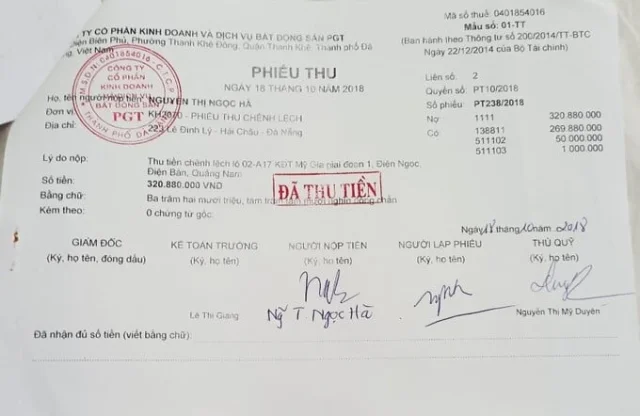 Phiếu thu ch&ecirc;nh lệch ng&agrave;y 18/10/2018 của kh&aacute;ch h&agrave;ng đ&atilde; mua lại 1 l&ocirc; đất tại dự &aacute;n Vi&ecirc;m Minh H&agrave; Dừa với số tiền ch&ecirc;nh lệch hơn 320 triệu đồng nhưng hợp đồng th&igrave; vẫn ghi gi&aacute; đ&atilde; b&aacute;n cho người đầu ti&ecirc;n, kh&ocirc;ng bổ sung phần ch&ecirc;nh lệch n&agrave;y