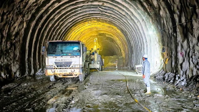Xuyên hầm Đèo Ngang nối Hà Tĩnh - Quảng Trị - Ảnh 4