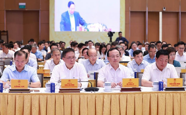 Thủ tướng chủ trì phiên họp BCĐ của Chính phủ về phát triển khoa học công nghệ, đổi mới sáng tạo, chuyển đổi số và Đề án 06 - Ảnh 1