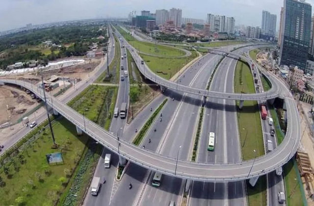 Đại lộ Thăng Long, tuyến đường huyết mạch ph&iacute;a T&acirc;y H&agrave; Nội. Ảnh minh họa