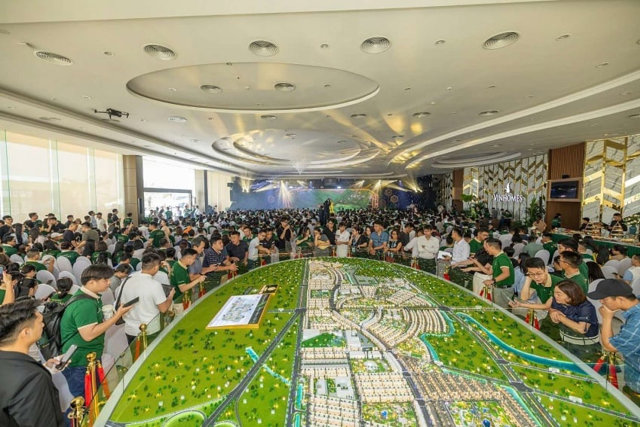 Sự kiện giới thiệu dự &aacute;n Vinhomes Golden City v&agrave; ra mắt ph&acirc;n khu Mặt Trời thu h&uacute;t h&agrave;ng ngh&igrave;n nh&agrave; đầu tư