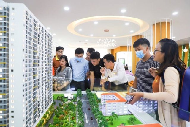 Bộ X&acirc;y dựng vừa l&ecirc;n tiếng ủng hộ đề xuất của Bộ T&agrave;i ch&iacute;nh về việc đ&aacute;nh thuế phần ch&ecirc;nh lệch l&atilde;i giữa c&aacute;c lần giao dịch bất động sản.