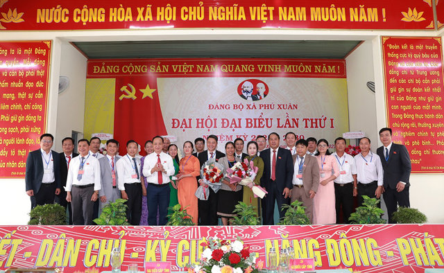 Đắk Lắk: Quyết tâm xây dựng xã Phú Xuân thành đô thị loại V - Ảnh 5