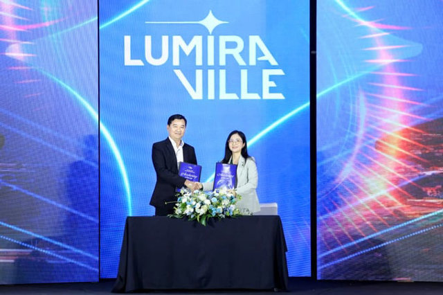 Lumira Ville coacute; sự đồng hagrave;nh của tổ chức tagrave;i chiacute;nh uy tiacute;n