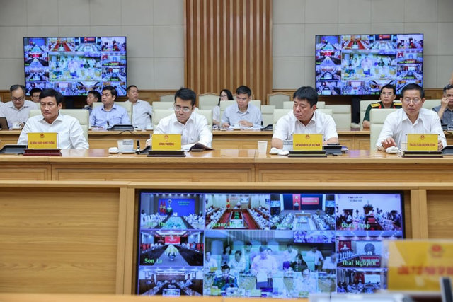 Thủ tướng: 3 mục tiêu lớn cuối năm 2025 để hoàn thành xuất sắc đột phá chiến lược về hạ tầng giao thông - Ảnh 7