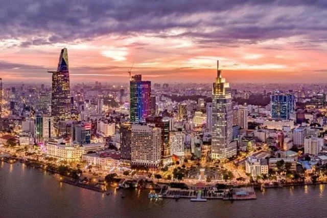 Hạ tầng mở lối, bất động sản TP.HCM được dự b&aacute;o đ&oacute;n s&oacute;ng tăng gi&aacute; cuối năm.
