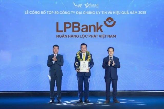 Tiếp đà tăng trưởng bền vững, LPBank thăng hạng trong bộ đôi giải thưởng uy tín năm 2025 - Ảnh 2