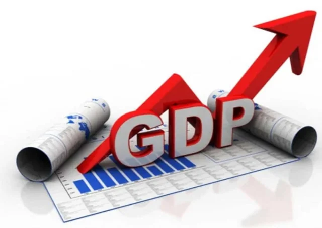 Ch&iacute;nh phủ đặt mục ti&ecirc;u tăng trưởng GDP 8,3-8,5%.