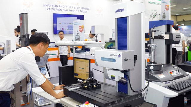 Khai mạc chuỗi triển lãm về công nghiệp chế tạo và công nghiệp hỗ trợ - Ảnh 1