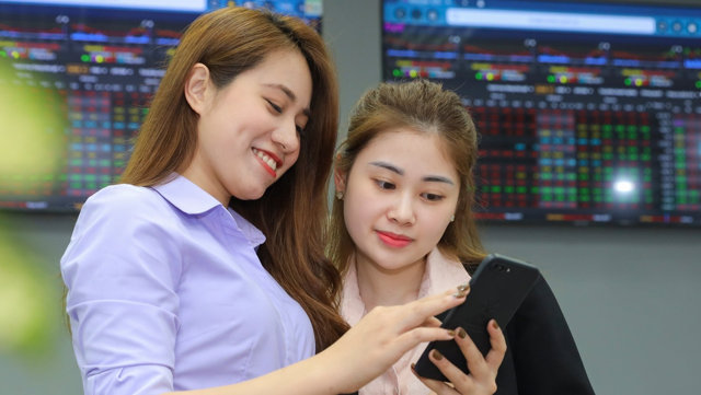 Thị trường chứng khoán năm 2025: Mốc 1.500 điểm chỉ là khởi đầu - Ảnh 1