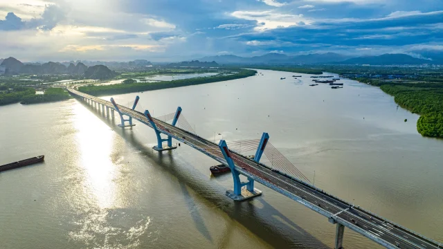Sự trỗi dậy của tầng lớp tinh hoa địa phương v&agrave; xu hướng dịch chuyển d&ograve;ng tiền đang tạo th&ecirc;m một lực cầu vững chắc cho bất động sản Hải Ph&ograve;ng.