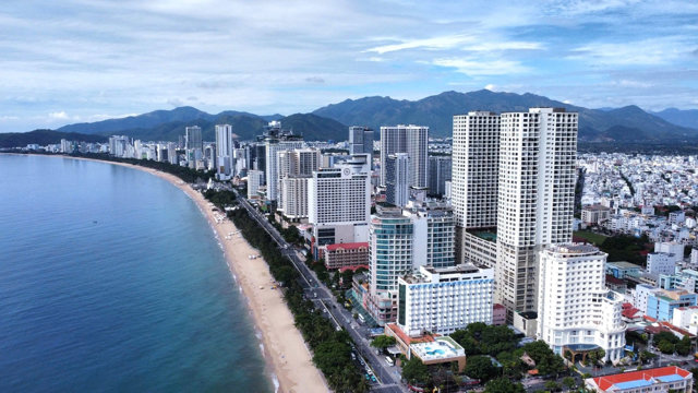 Sau s&aacute;p nhập, tỉnh Kh&aacute;nh H&ograve;a mới sở hữu gần 500km đường bờ biển, d&agrave;i nhất cả nước.