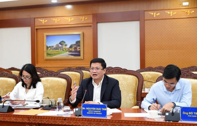 Thứ trưởng Nguyễn Đức T&acirc;m.