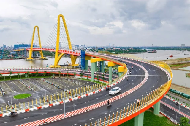 Trung t&acirc;m Triển l&atilde;m Việt Nam được thi c&ocirc;ng trong gần 10 th&aacute;ng l&agrave; minh chứng cho năng lực triển khai thần tốc của Vingroup.