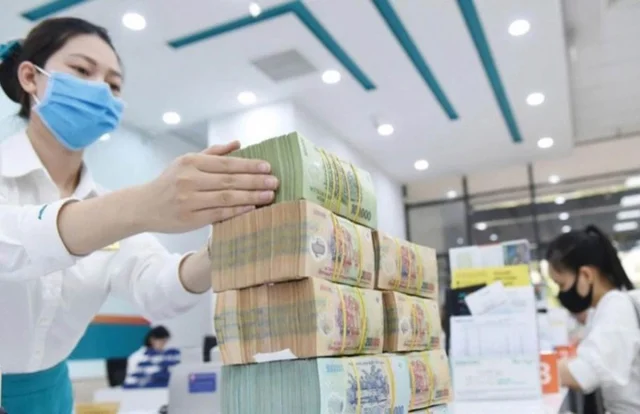 Nới room tín dụng: Ngân hàng nào có lợi thế? - Ảnh 1