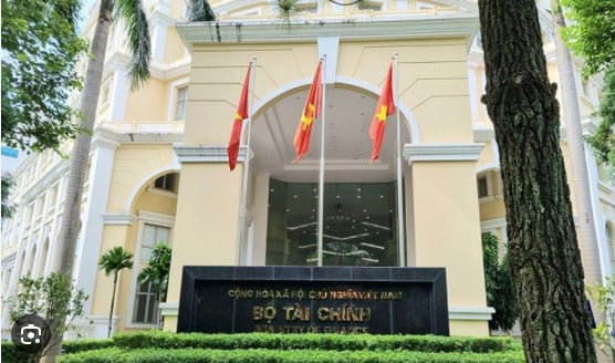 Đề xuất miễn, giảm thuế thu nhập cá nhân một số đối tượng - Ảnh 1