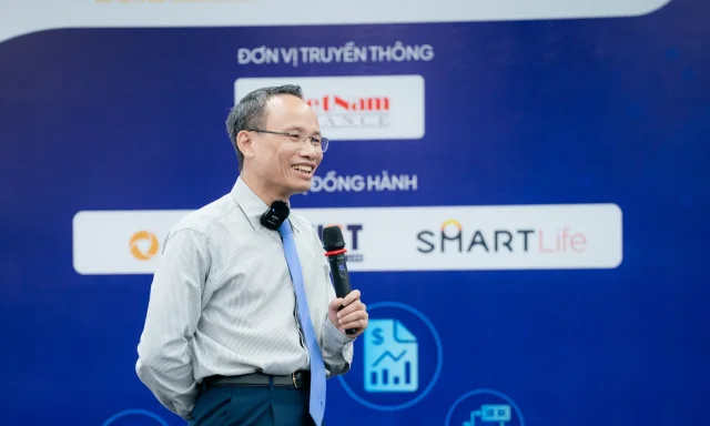 Theo TS. Cấn Văn Lực, dự b&aacute;o đến năm 2030 50% d&acirc;n số thuộc nh&oacute;m trung lưu l&agrave; cơ hội cho nghề Tư vấn t&agrave;i ch&iacute;nh c&aacute; nh&acirc;n. &nbsp;