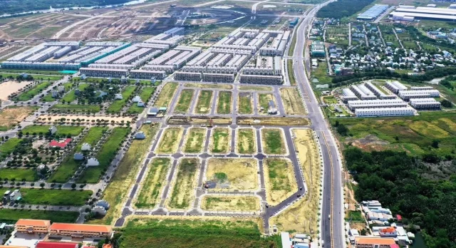 Đấu thầu đất công trả tiền hàng năm: Rõ ràng hơn hay thêm phức tạp? - Ảnh 1